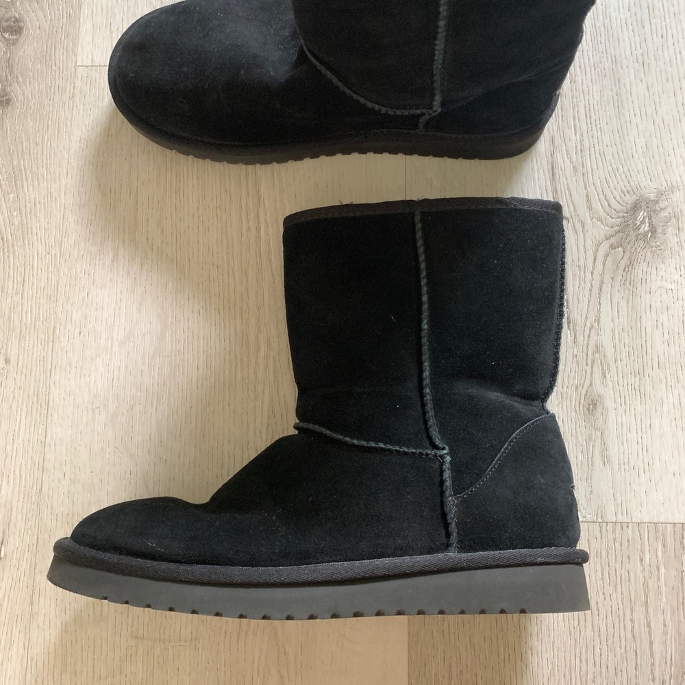 Koolaburra‎ by UGG Victoria Short Black Suede Winter Boots 1017090 Womens 9